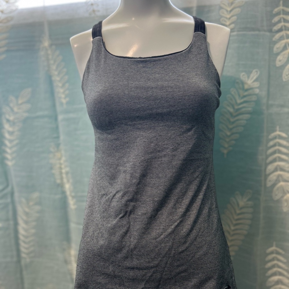 🎁Patagonia Dark Gray Strappy Tank top sz:: small